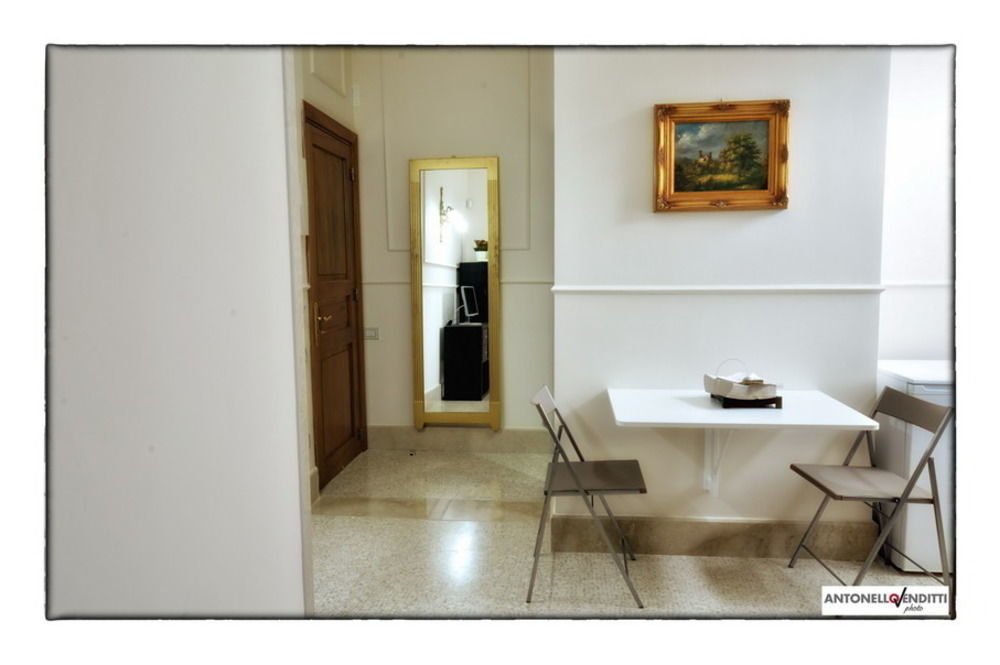 Palazzo Liguori Bed and Breakfast Cava deʼ Tirreni Exteriör bild