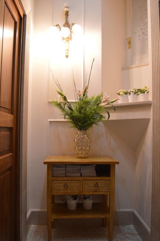 Palazzo Liguori Bed and Breakfast Cava deʼ Tirreni Exteriör bild